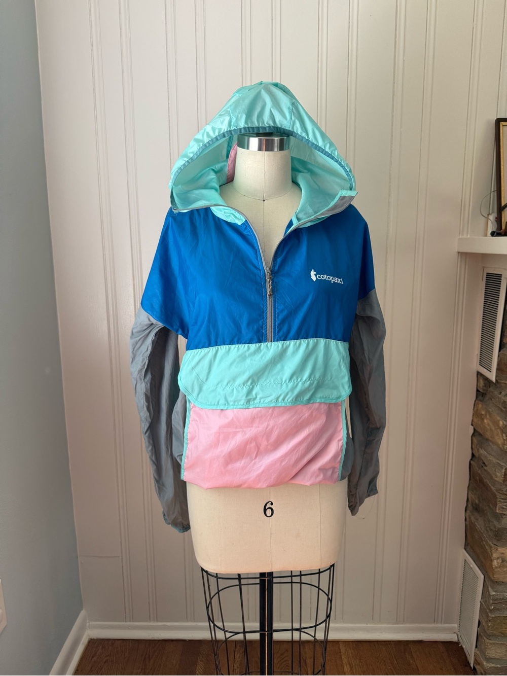 Cotapaxi Teca Pullover Windbreaker Jacket  - Colorblock Blue/Mint/Pink